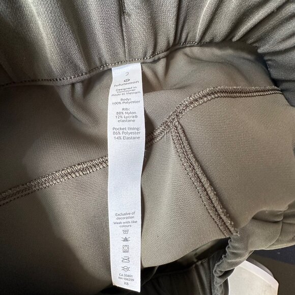 Lululemon On the Fly Jogger - Picture 5 of 5